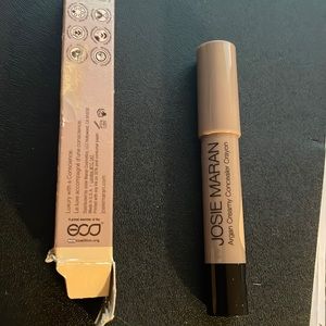 Josie Maran Argan creamy concealer crayon Light 1